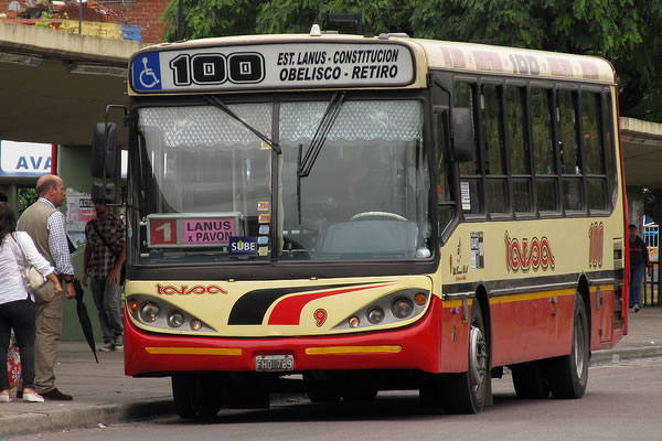 BA - Recorrido colectivo linea 100 de la ciudad de Buenos Aires (Retiro - Constitución - Lanús)