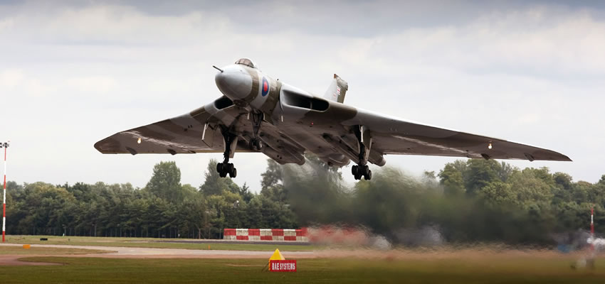 Historia mundial: La Historia del Bombardero Vulcan y el Programa Atómico Británico